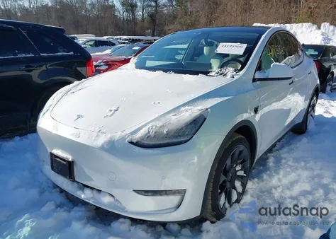 2020 Tesla Model Y Long Range Dual Motor All-Wheel Drive z USA, uszkodzony, nr VIN 5YJYGDEE5LF021846